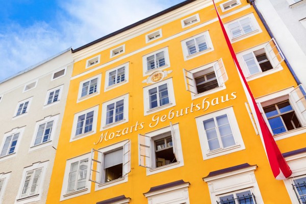 Mozarts Geburtshaus in der Getreidegasse in Salzburg ©Tourismus Salzburg